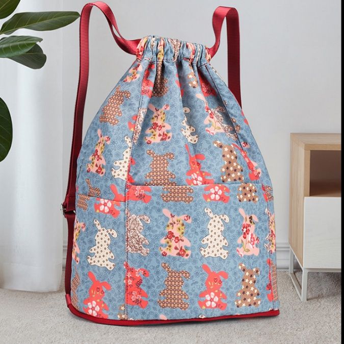 巾着 うさぎ柄刺繍のかわいい巾着リュック