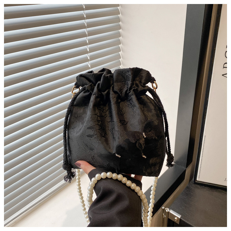 https://fulmo-img-server.com/tsutsumin-bag/204287c7-b3c4-40ee-8f3e-a4cac1cbe110.jpg