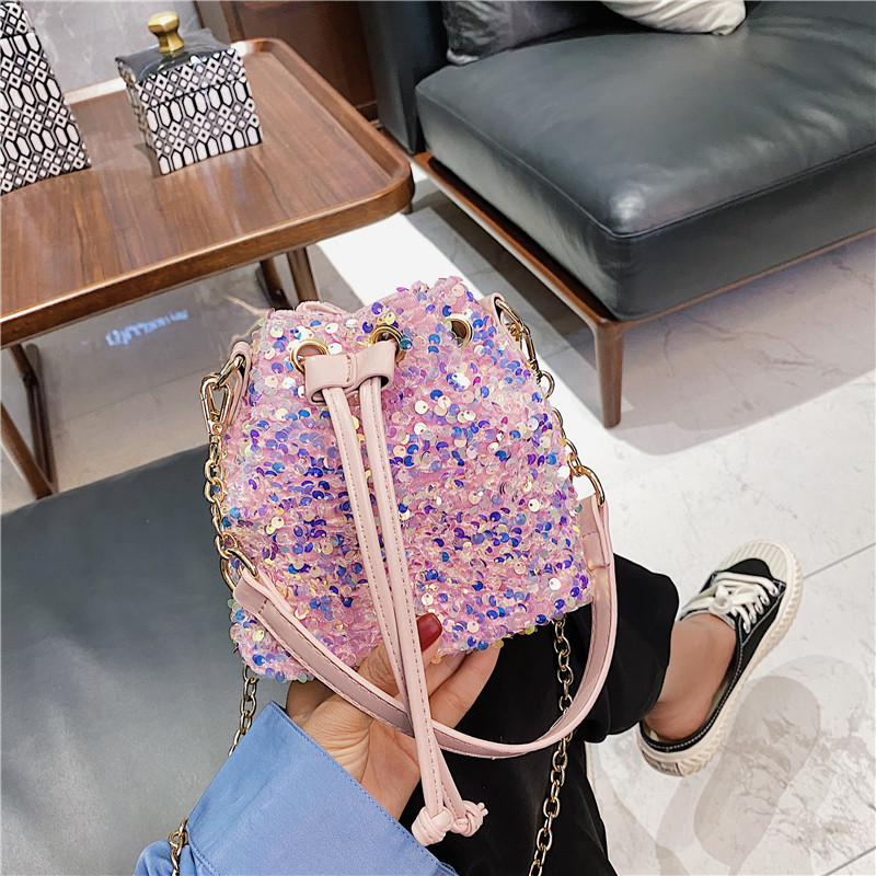 巾着 スパンコール装飾巾着ショルダーバッグ