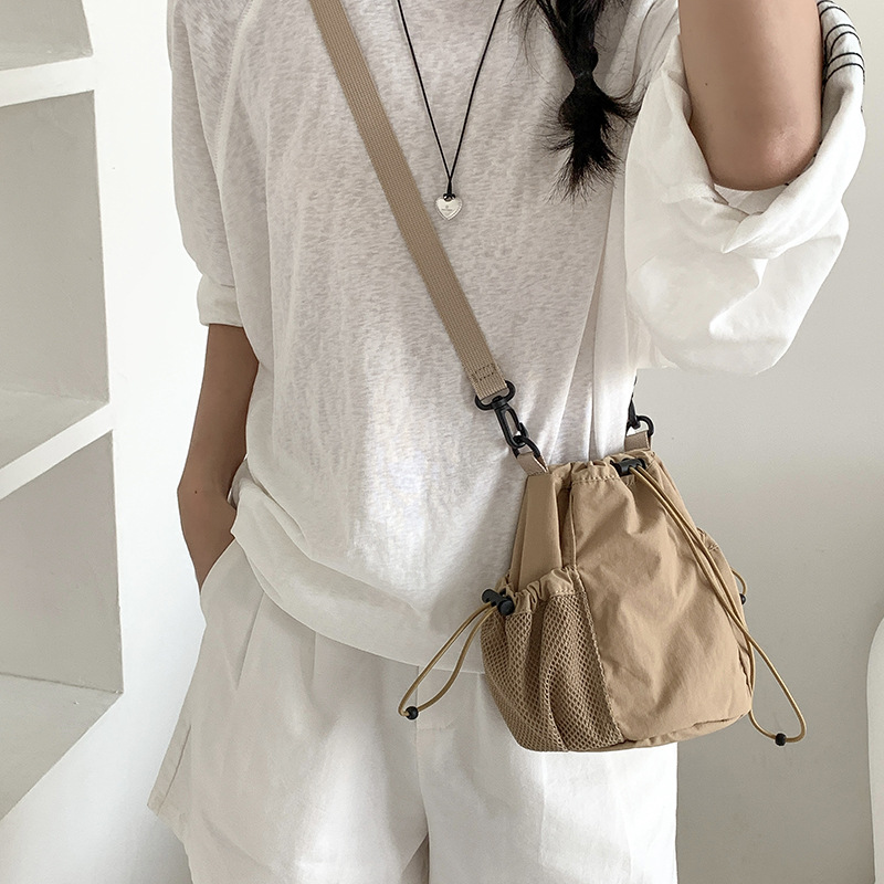 https://fulmo-img-server.com/tsutsumin-bag/31453adb-f088-459f-b5bc-8c3e3d2b37a6.jpg