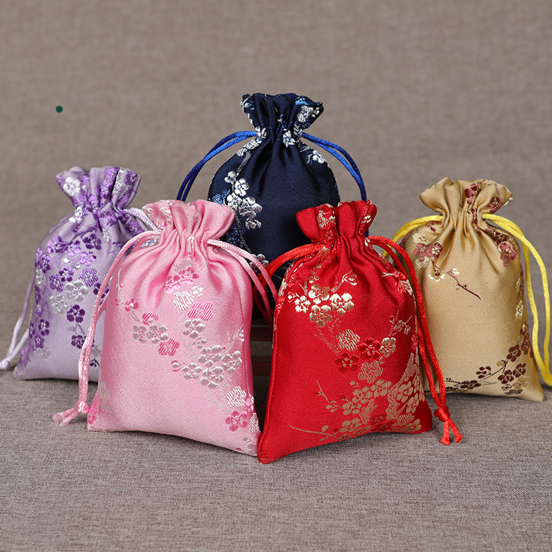 巾着 和風花柄刺繍入り巾着ポーチ