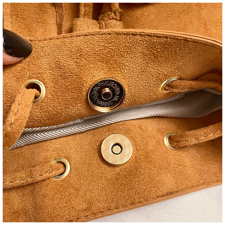 https://fulmo-img-server.com/tsutsumin-bag/3686fc67-71ae-4ad0-a0cd-2a9b1a4acd98.jpg