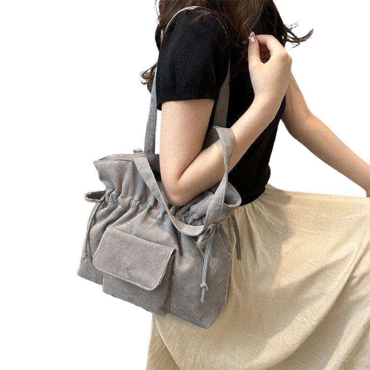 巾着 外ポケット付き巾着型ショルダーバッグ