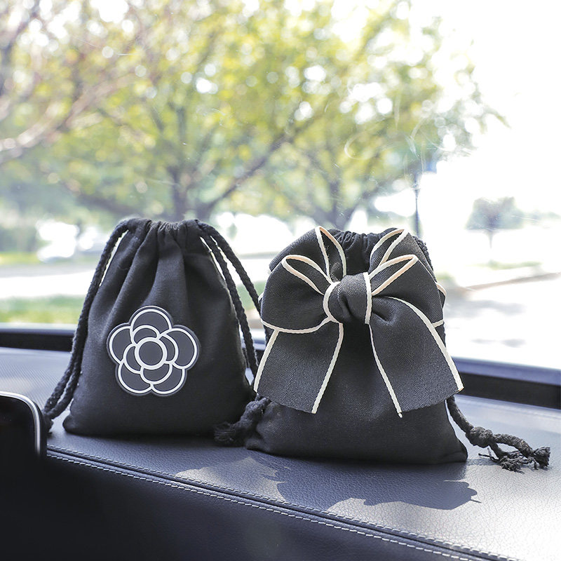 巾着 華やかな装飾付き巾着型ミニポーチ