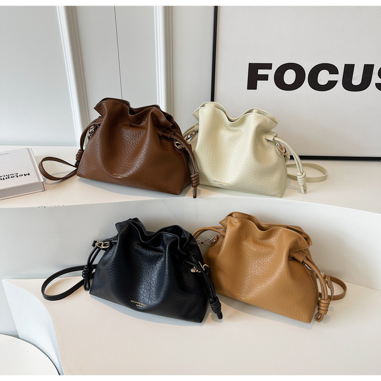 https://fulmo-img-server.com/tsutsumin-bag/3de0d750-645a-4fc5-9892-97a8937f9ce6.jpg