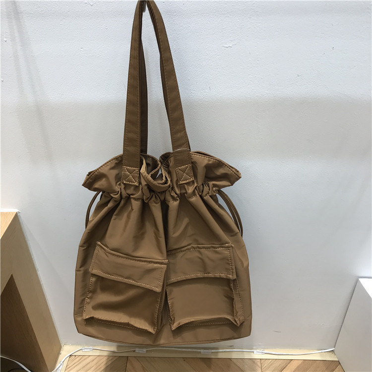 巾着 多機能ポケット付き巾着トートかばん