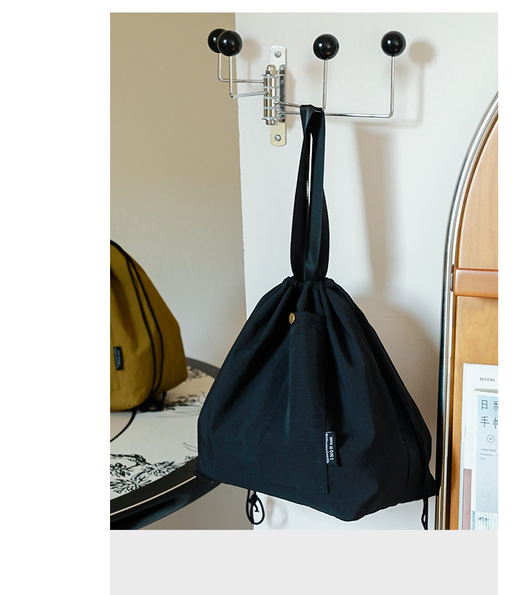 巾着 軽量ナイロン巾着型ショルダー鞄