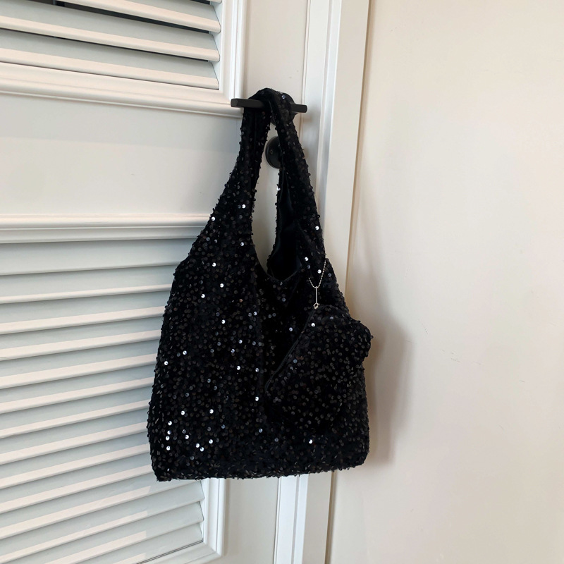https://fulmo-img-server.com/tsutsumin-bag/40ca65c1-156d-4c80-b7d7-7d3bd99cbc1d.jpg
