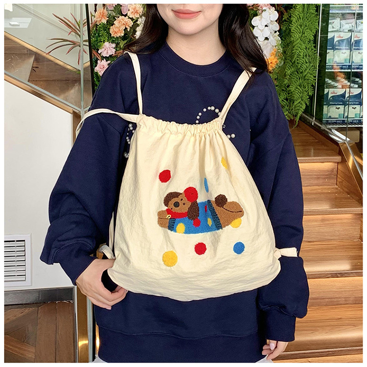 巾着 可愛いくま刺繍入り巾着リュックサック