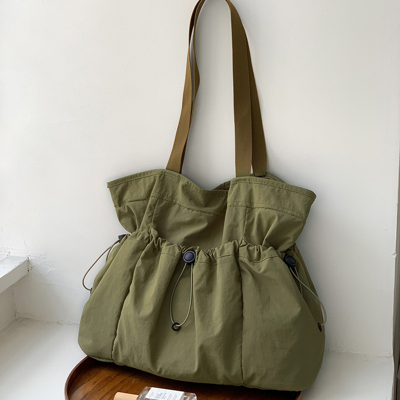 https://fulmo-img-server.com/tsutsumin-bag/46af102e-0dda-4980-b688-0edc1f32d5d5.jpg