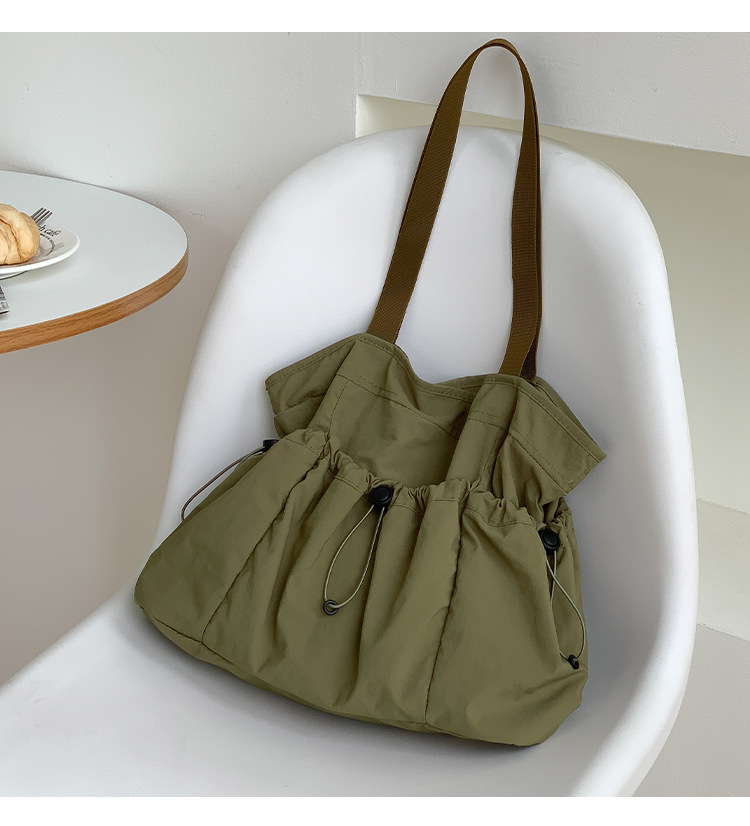 https://fulmo-img-server.com/tsutsumin-bag/4a0d29b0-1bae-43d5-81f4-6aa34ac534e6.jpg