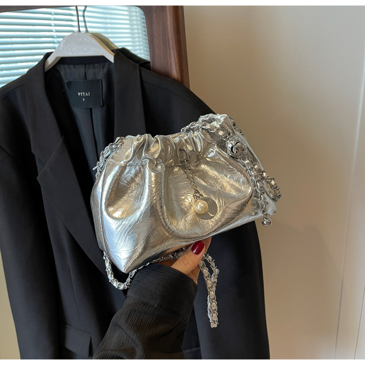 https://fulmo-img-server.com/tsutsumin-bag/4a55afcf-46e0-4d25-9cfa-ad2d405f30f6.jpg