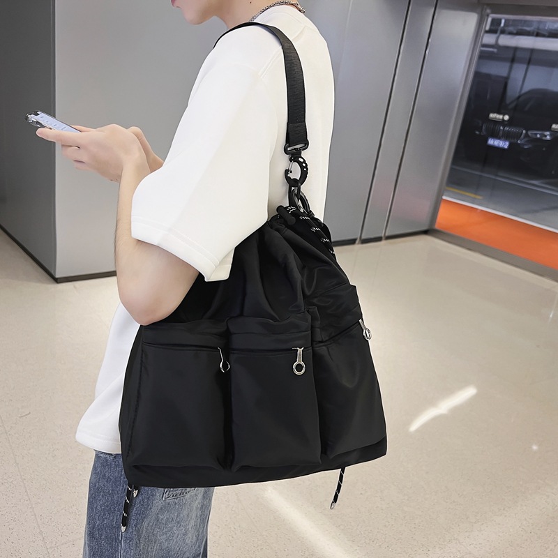 巾着 多機能ポケット付き巾着型ショルダーバッグ