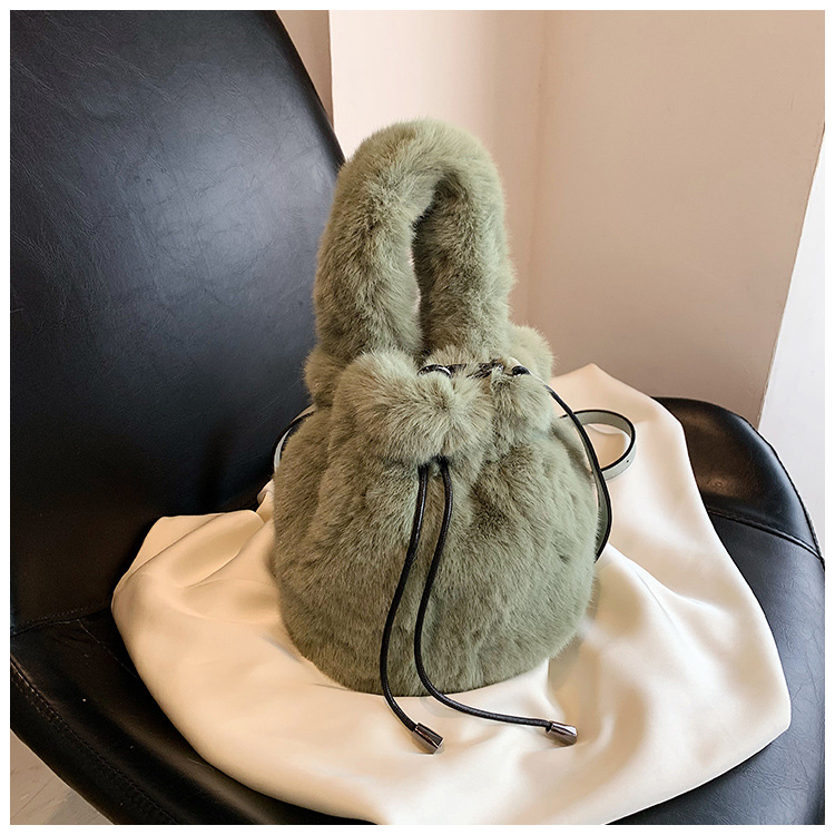 巾着 ふわふわファー巾着トートバッグ