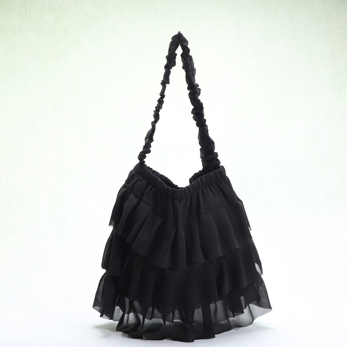 https://fulmo-img-server.com/tsutsumin-bag/51c87266-6b7b-4fed-b20f-9da9e222f34b.jpg