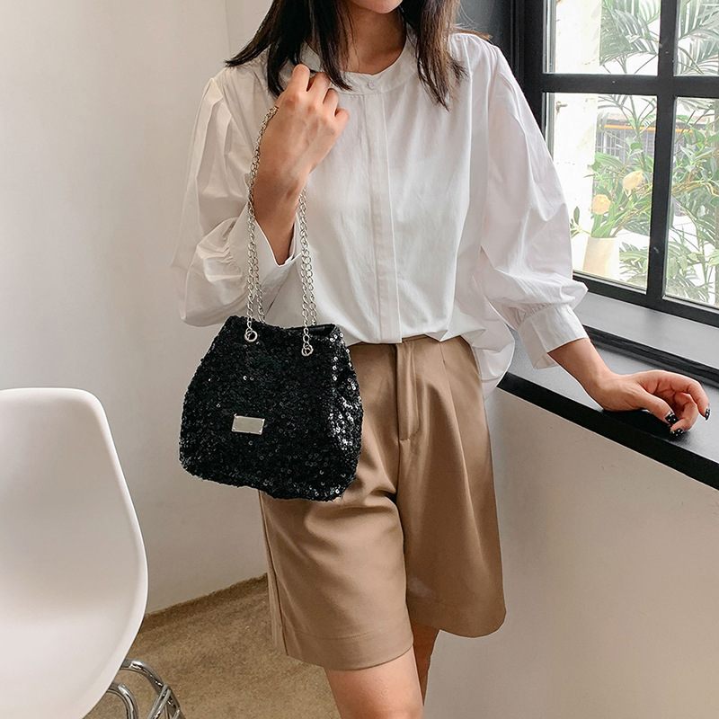 巾着 スパンコール装飾巾着型鎖肩掛け鞄