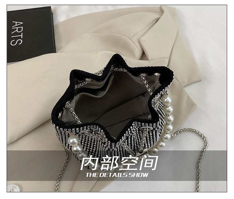 巾着 パール飾り付きラインストーン巾着ショルダー鞄