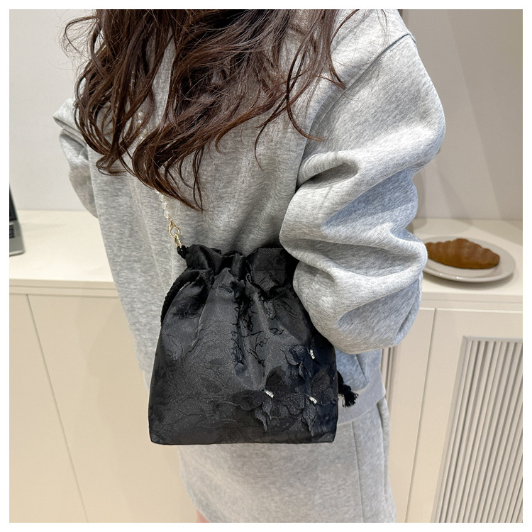 https://fulmo-img-server.com/tsutsumin-bag/6043dc4c-1ff0-4275-aebc-72c6d879e63b.jpg