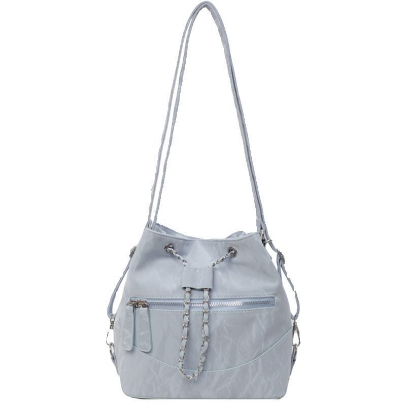 巾着 型押しレザー調巾着ショルダーバッグ