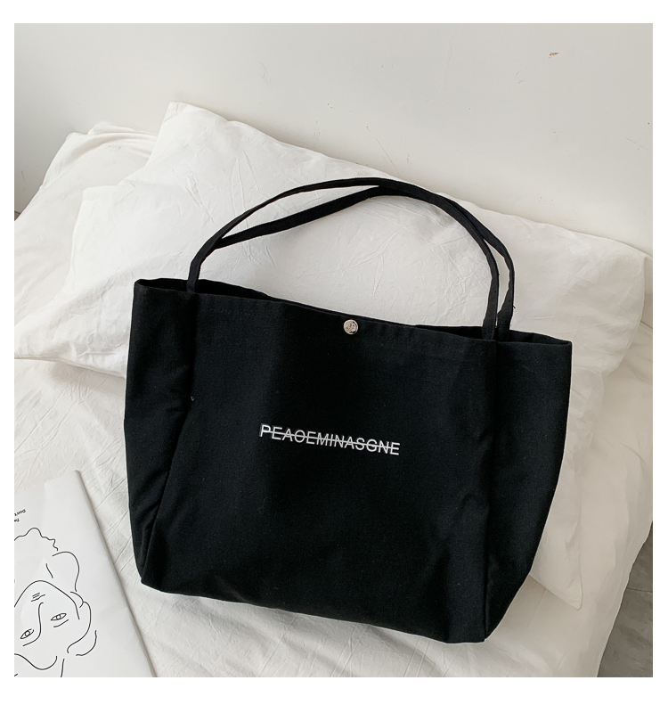 https://fulmo-img-server.com/tsutsumin-bag/692dd7f3-af08-431a-bc32-f080f91d3794.jpg