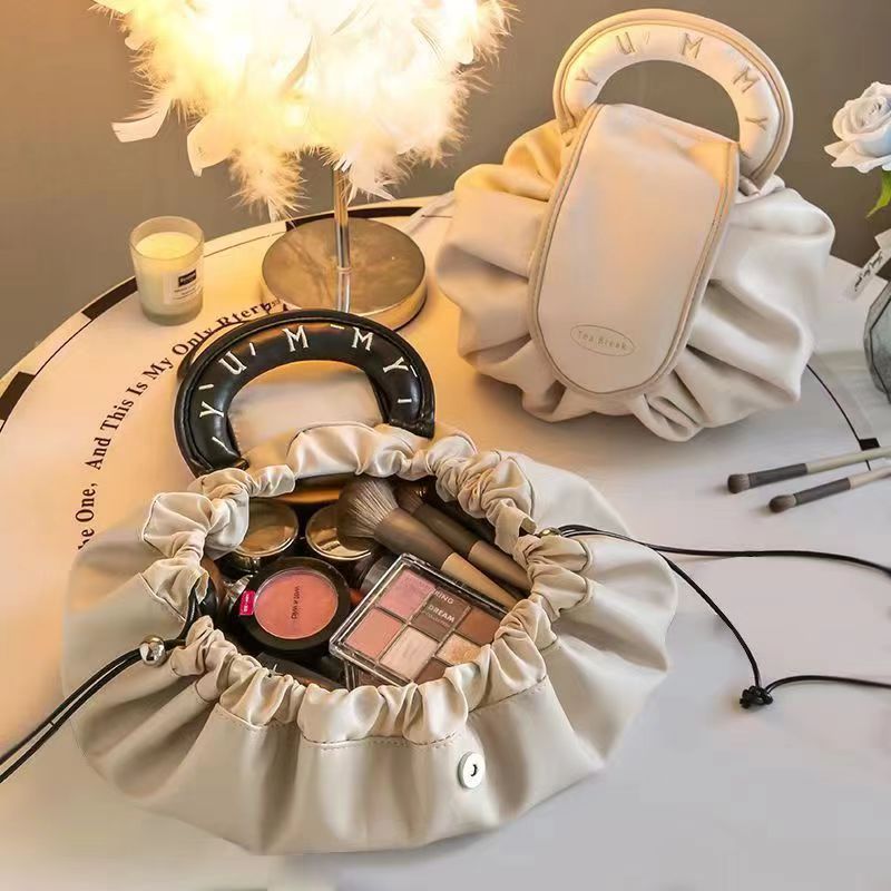 巾着 フリル付き持ち手巾着ポーチ