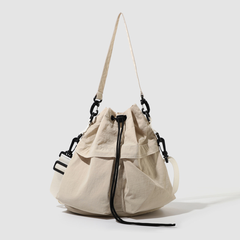 https://fulmo-img-server.com/tsutsumin-bag/6a2352f7-7438-4512-b050-b54c5a6cf777.jpg