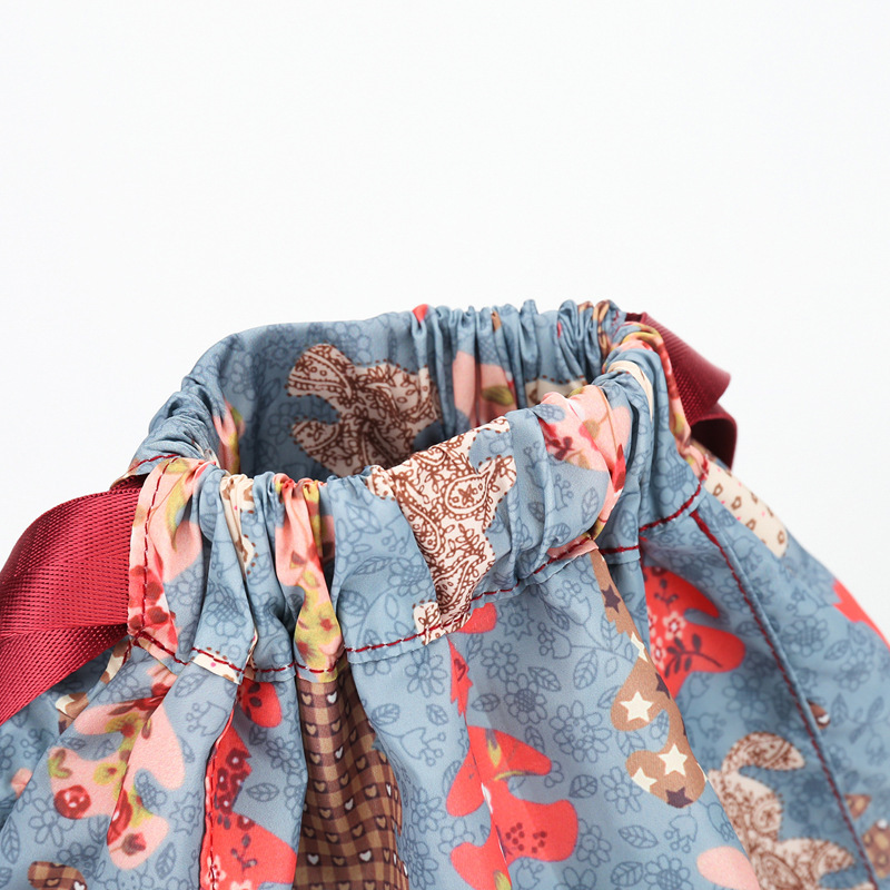 巾着 うさぎ柄刺繍のかわいい巾着リュック