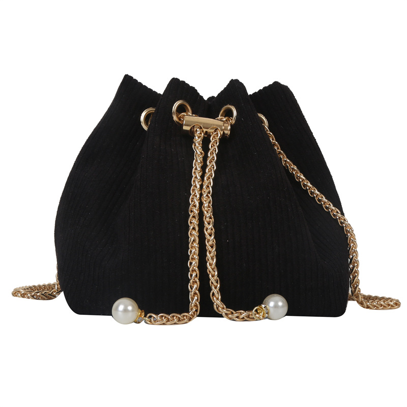 https://fulmo-img-server.com/tsutsumin-bag/816eb4b0-f722-48b4-86ff-ba851d1d7f16.jpg