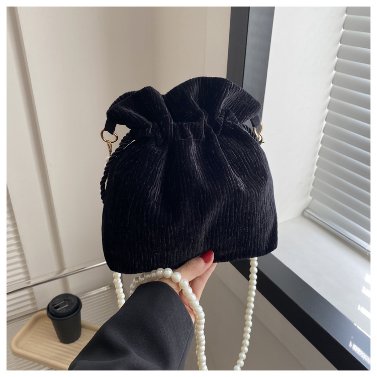 巾着 プリーツ風巾着型ショルダーバッグ