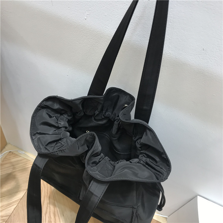 巾着 多機能ポケット付き巾着トートかばん