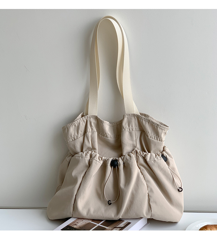 https://fulmo-img-server.com/tsutsumin-bag/98d7e5e0-8ea4-489d-bc88-150d1df99288.jpg