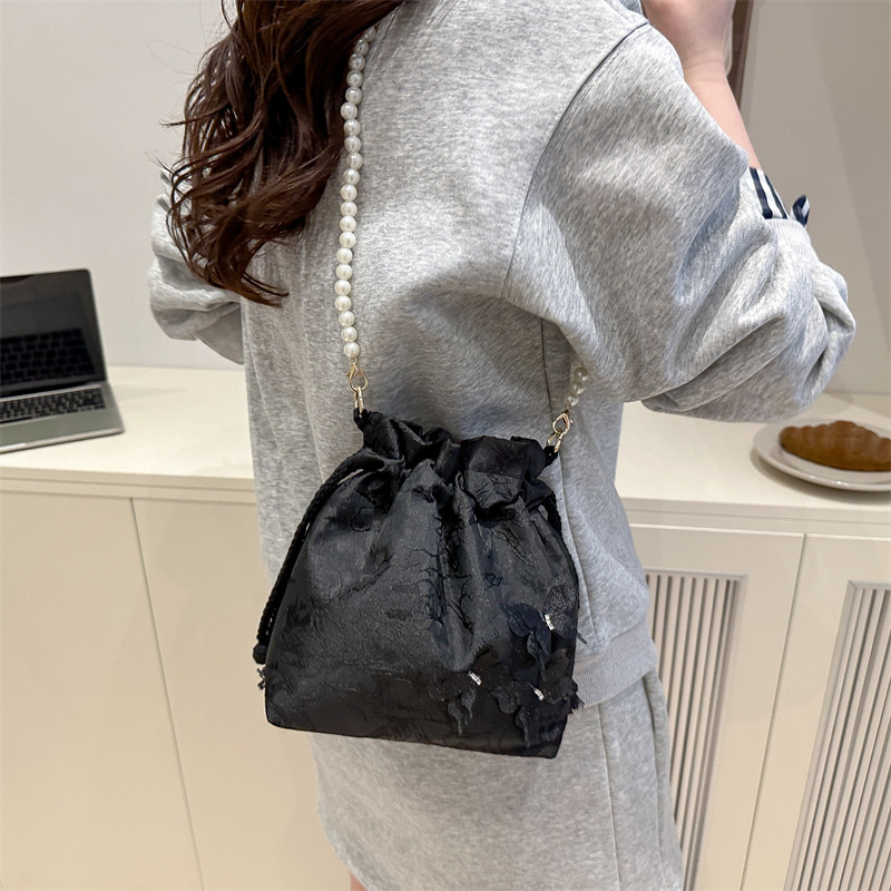 https://fulmo-img-server.com/tsutsumin-bag/a047c4f8-549f-4005-ad60-4975fa574c9c.jpg