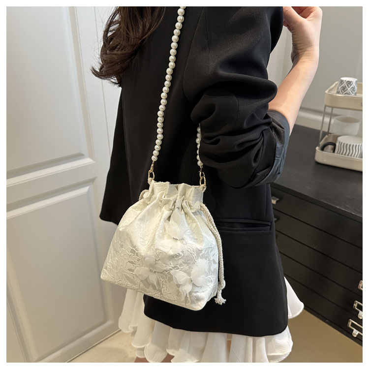 https://fulmo-img-server.com/tsutsumin-bag/a17e896c-609c-4024-9606-f932e336a760.jpg