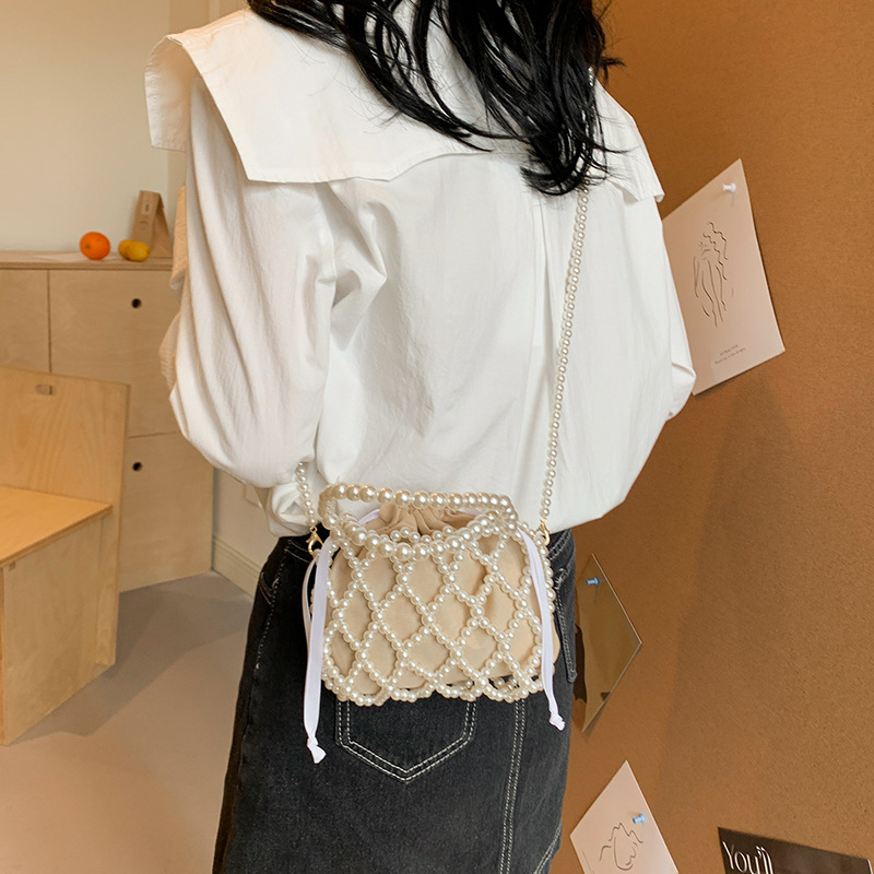 巾着 パール装飾巾着ショルダーバッグ