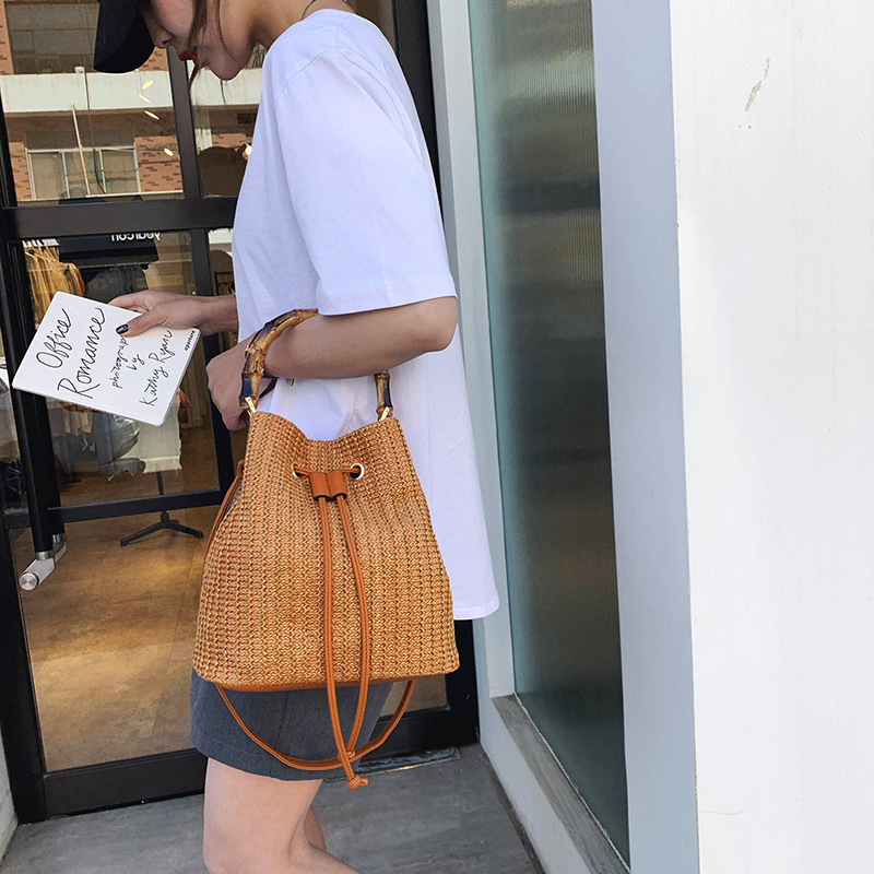 巾着 竹模様編み込み巾着ハンドルトート