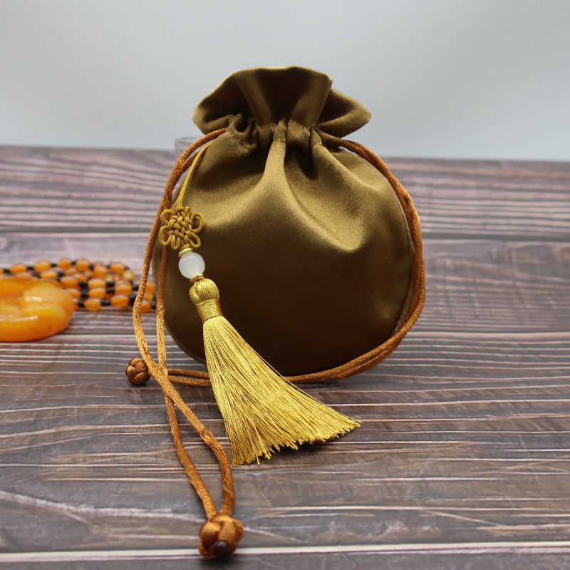 巾着 華やか刺繍入り和柄タッセル付き巾着ポーチ