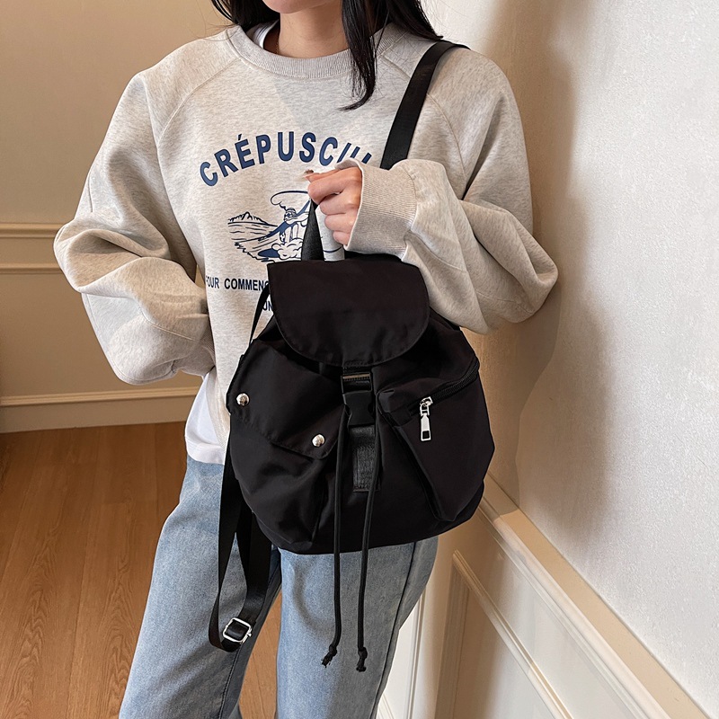 巾着 多機能ポケット付き巾着リュック