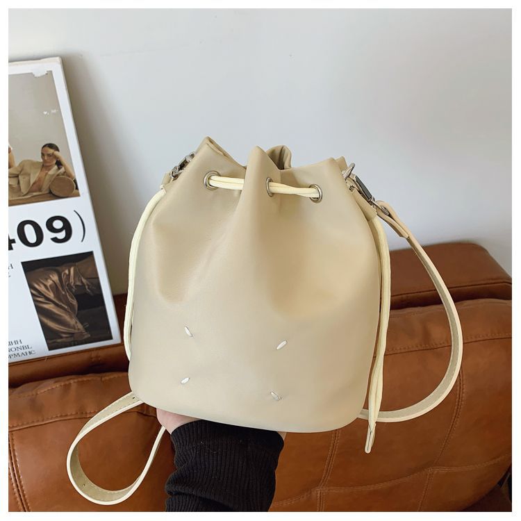https://fulmo-img-server.com/tsutsumin-bag/b98b4045-2dd4-49c2-952b-1ad4d9cf0977.jpg