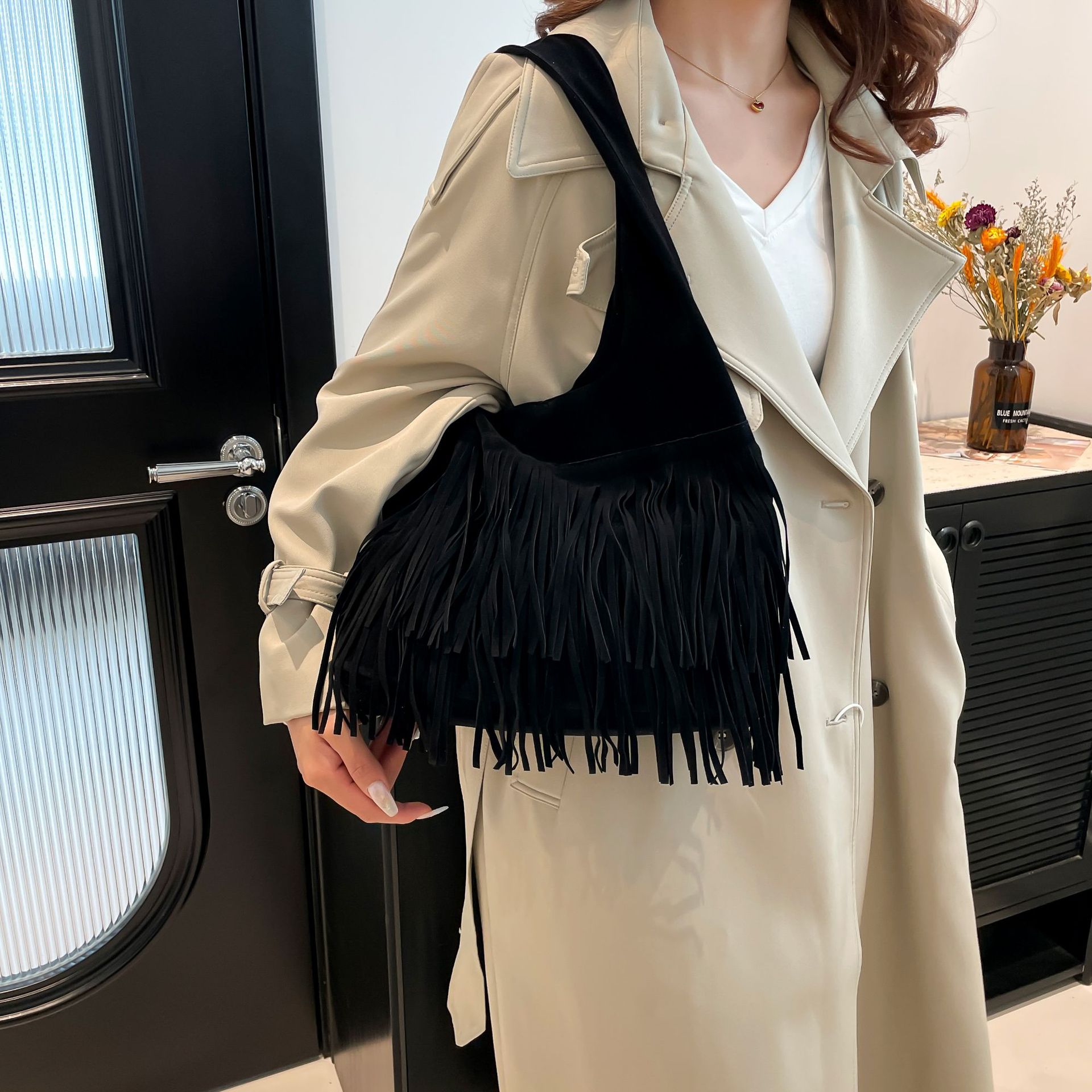 https://fulmo-img-server.com/tsutsumin-bag/c1f0b200-4051-4d0c-9bd1-68dc8cc33fbf.jpg