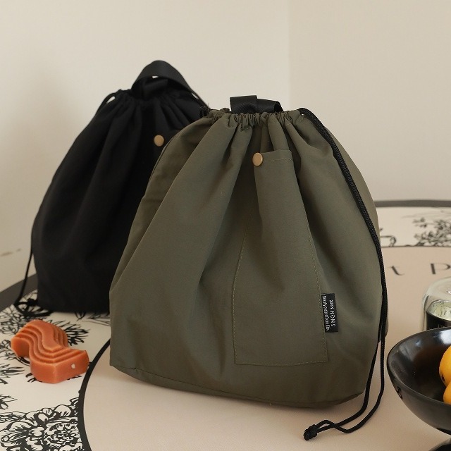 巾着 軽量ナイロン巾着型ショルダー鞄