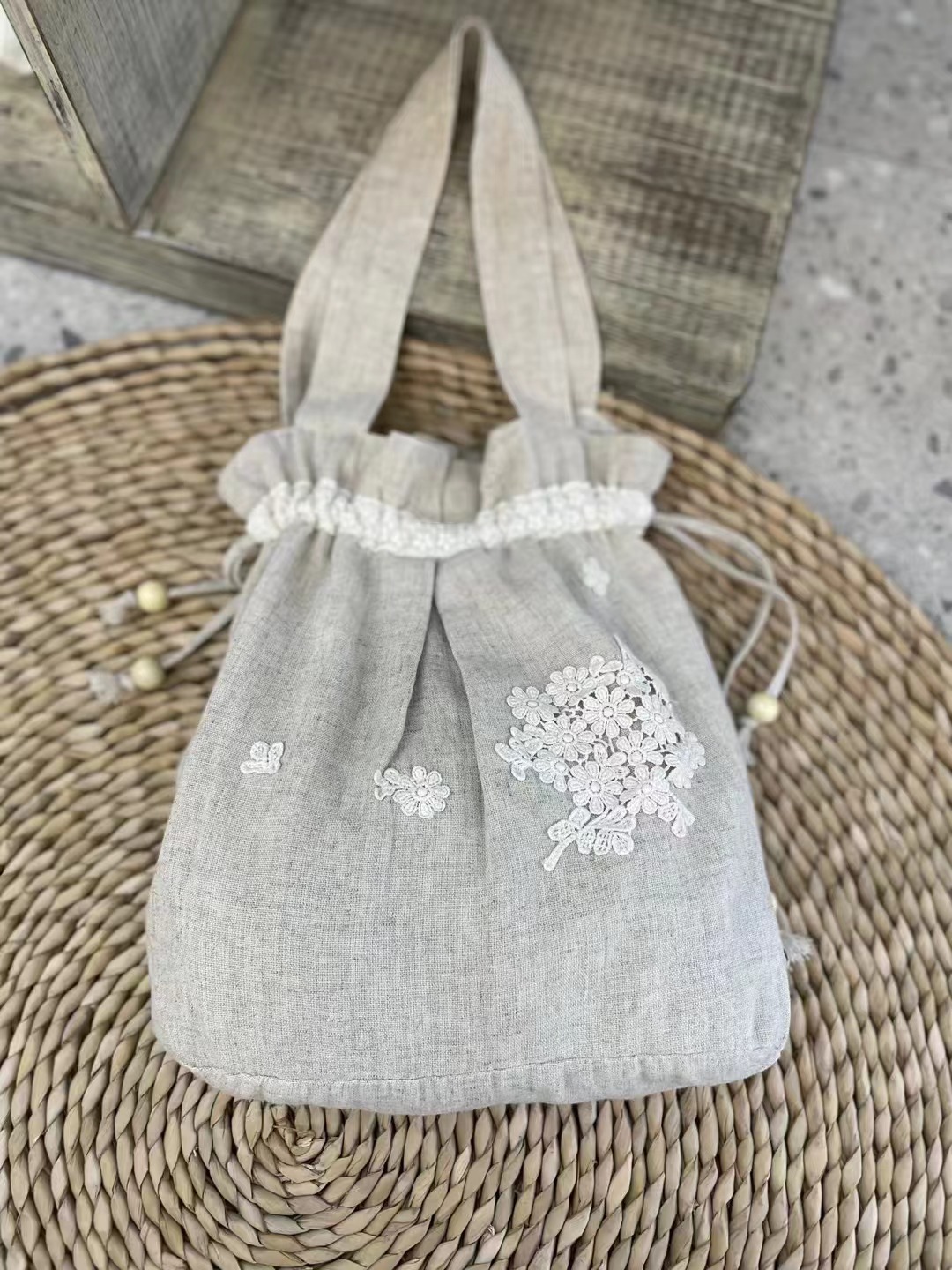 巾着 花刺繍レース付きリネン調巾着ポーチ