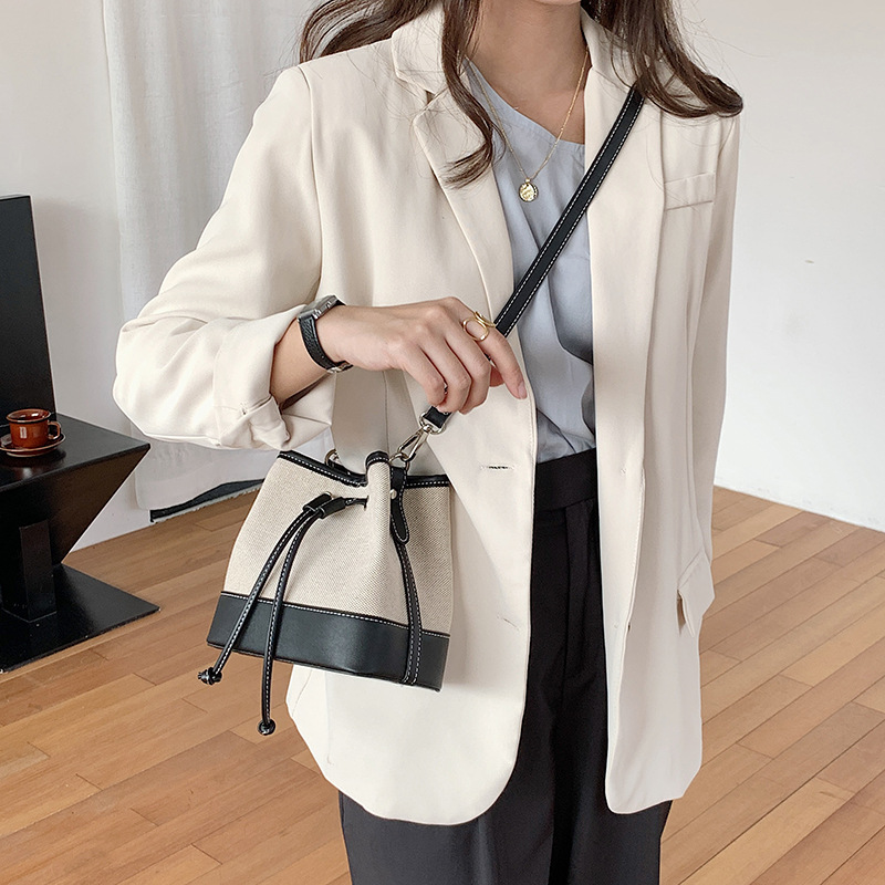 https://fulmo-img-server.com/tsutsumin-bag/c99cdd50-d42f-49a5-ad80-ac082cc3736c.jpg