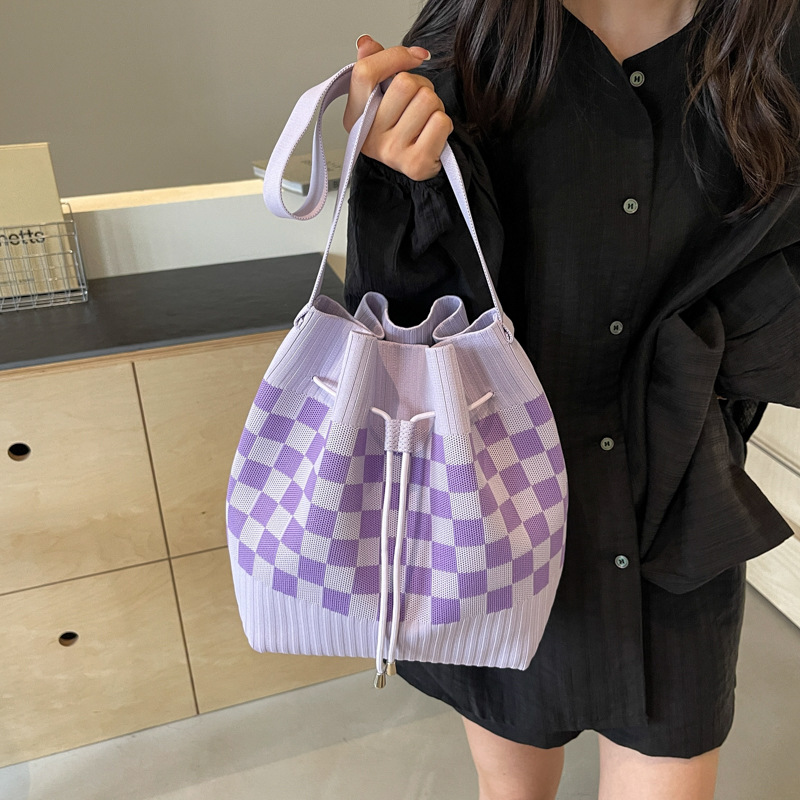 巾着 市松模様ニット編み巾着型ショルダー鞄