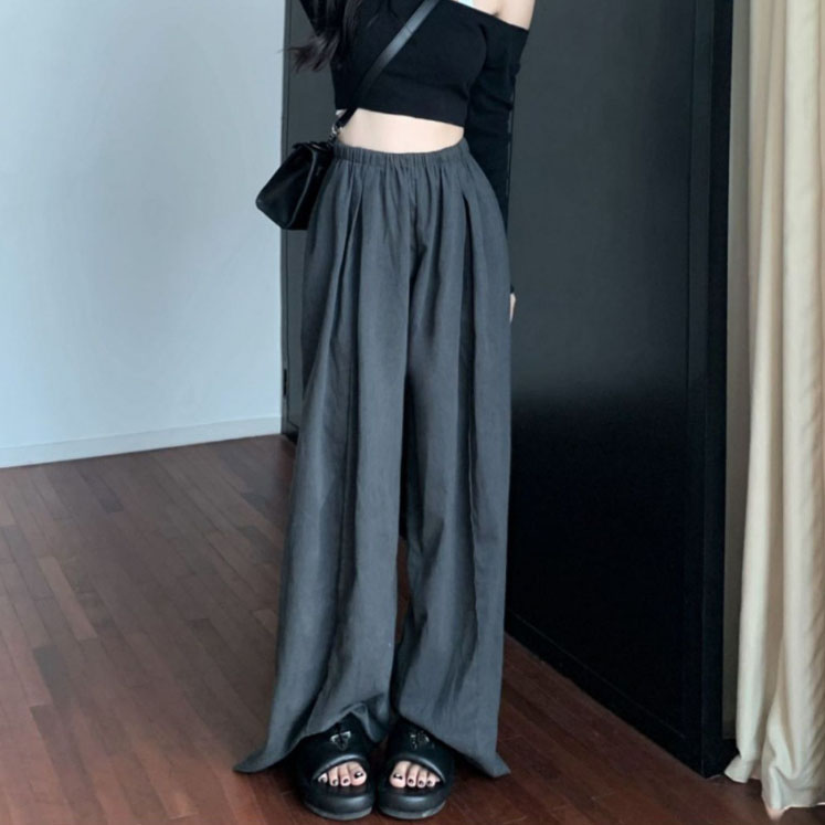 女性用ゆったりタックワイドパンツ楽々着用 グレー