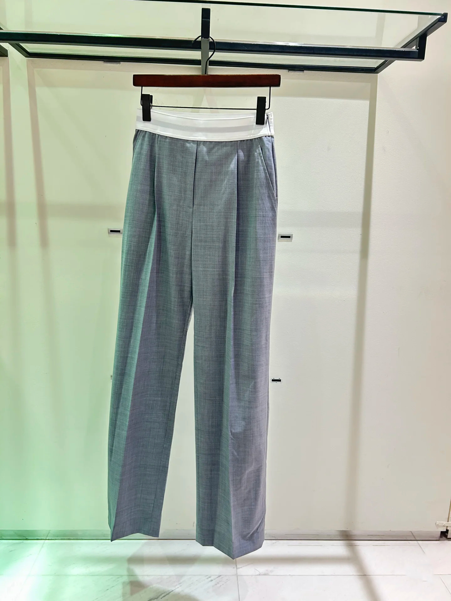 ワイドタックパンツ 洗練スタイリッシュタックパンツ