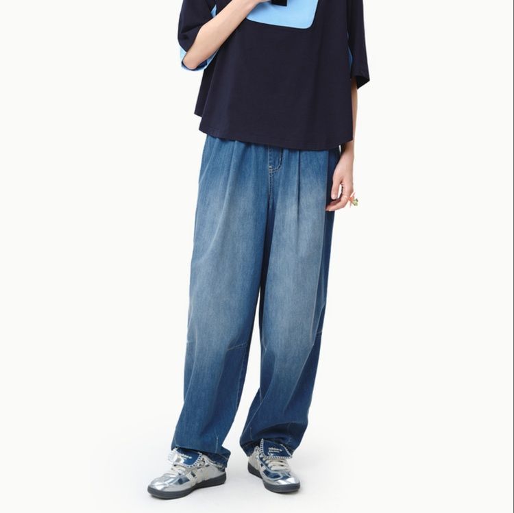 ワイドタックパンツ 流れる余裕 タック仕立てデニム