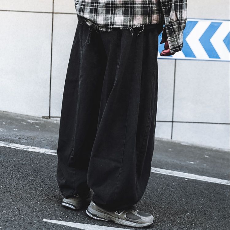 ワイドタックパンツ ゆったり立体感デニムタックパンツ