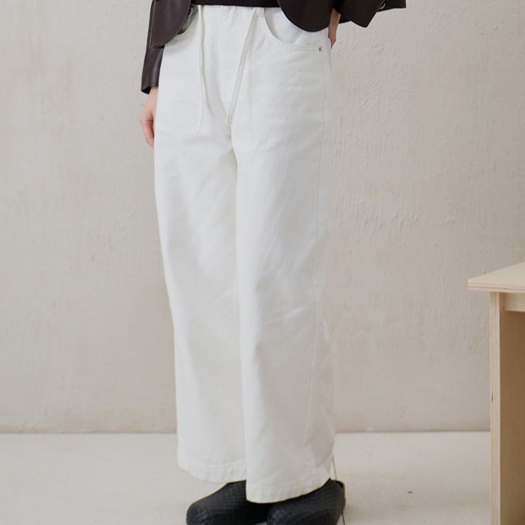 ワイドタックパンツ すっきりとした美シルエットパンツ