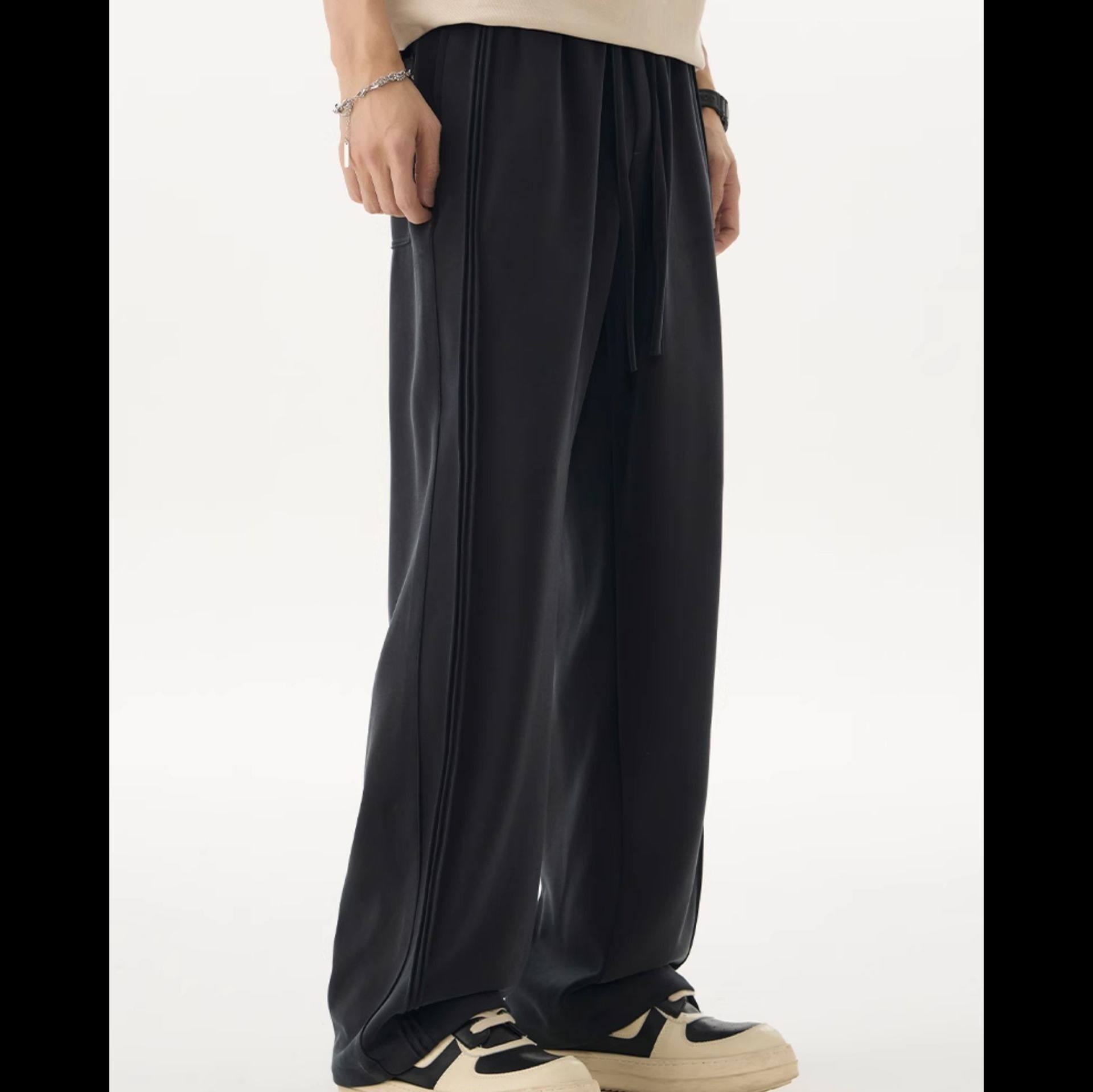 ワイドタックパンツ なめらかドレープワイドパンツ