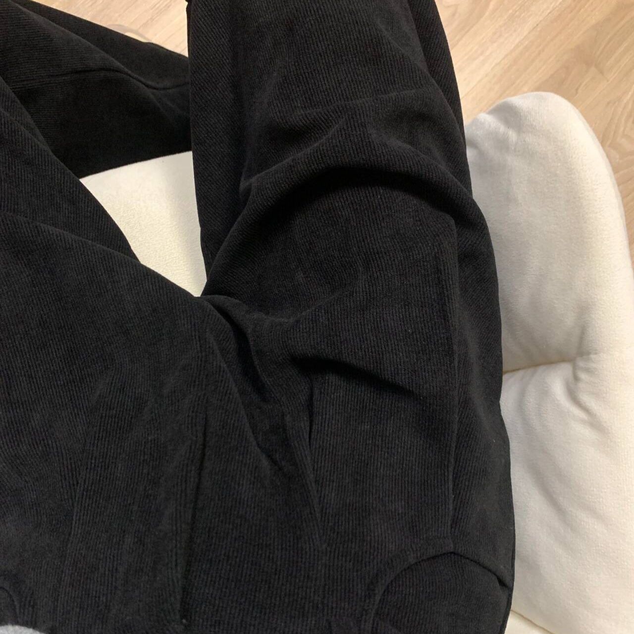 ワイドタックパンツ 上質素材のドレープタックパンツ